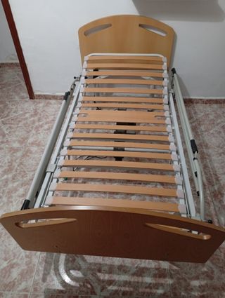 Cama geriátrica eléctrica elevable