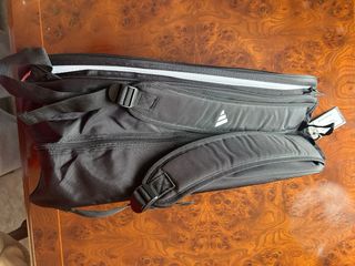 Paletero Adidas sin estrenar