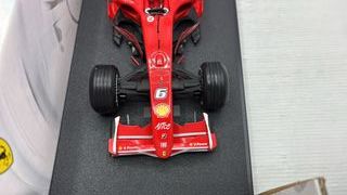 HWK6629 Hot Wheels Ferrari F2007 K. Raikkonen 1/18