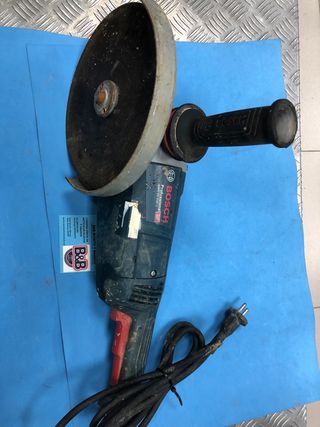 Amoladora Bosch GWS 22-230 J