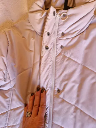 Abrigo largo acolchado impermeable MANGO