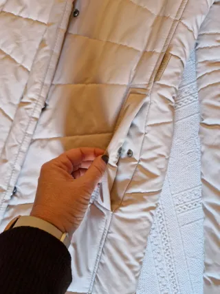 Abrigo largo acolchado impermeable MANGO