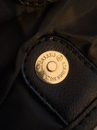 Borsa Victoria's Secret a quadri