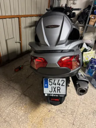 Suzuki burgman 650 executive