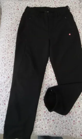 Pantaloncino da escursionismo Mountain Pro nero