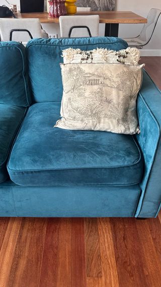 Sofá azul 3 plazas de terciopelo
