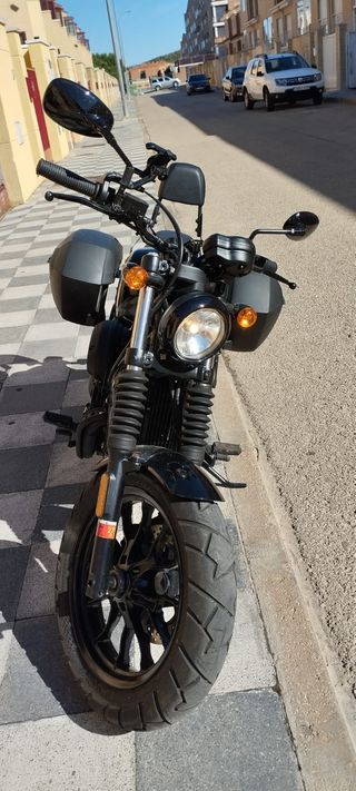 Hyosung Bobber GV125S 2021