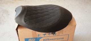 Hyosung Bobber GV125S 2021