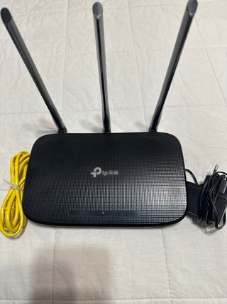 Router TP-Link Negro con Antenas
