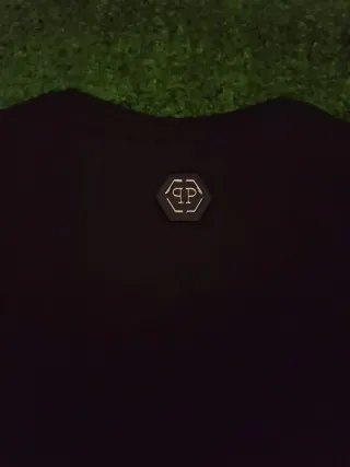 T-shirt Philipp Plein nera con strass