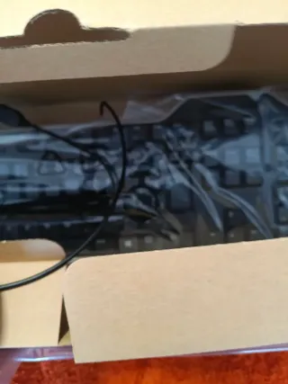 Teclado Dell KB813-BK-SPN con lector de tarjetas