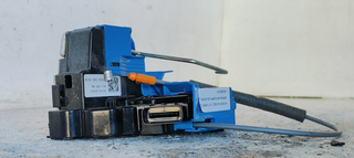 CERRADURA PUERTA DELANTERA DERECHA HYUNDAI I20 (B