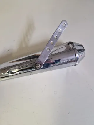 Escape de moto cromado