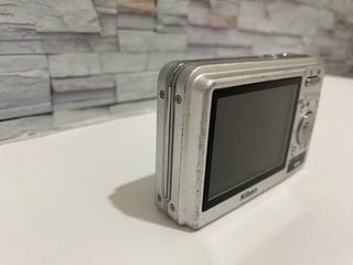 Cámara Nikon Coolpix S2 Plata