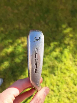 Set Hierros Cobra Gravity Back (5-P)