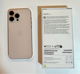 iPhone 16 Pro Max Dorado Titanio