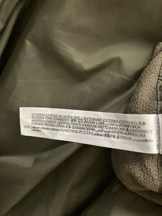 Plumífero reversible negro/verde caqui