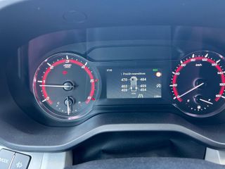 Camion Paquetero Maxus Deliver 9 2025