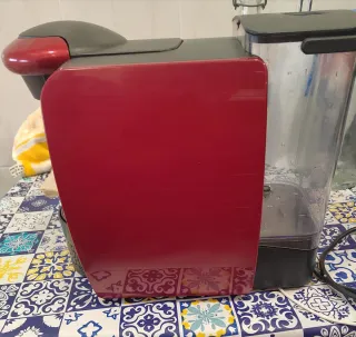 Cafetera Tassimo Bosch Roja