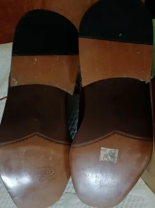 Zapatos de piel marrón para hombre