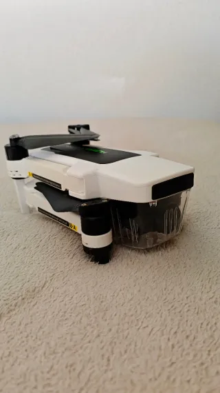Pacchetto completo con drone Hubsan Zino 2+