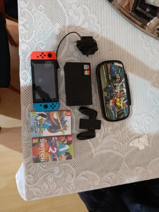 Nintendo Switch Azul/Rojo + Juegos (Negociable)