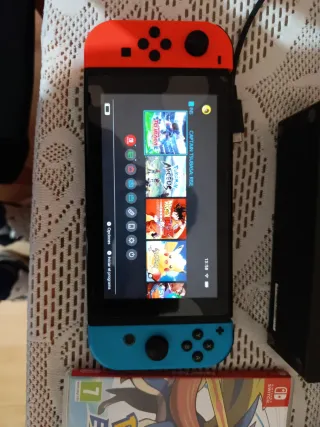 Nintendo Switch Azul/Rojo + Juegos (Negociable)
