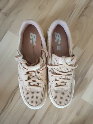 Zapatillas New Balance Rosa y Blanco