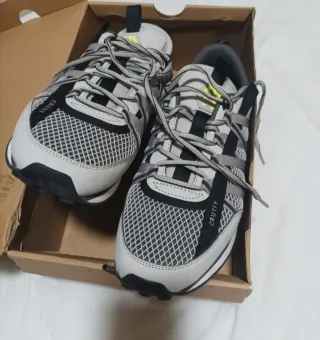 Zapatillas Cruyff Grises y Negras