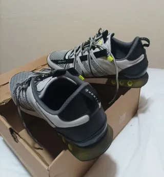 Zapatillas Cruyff Grises y Negras