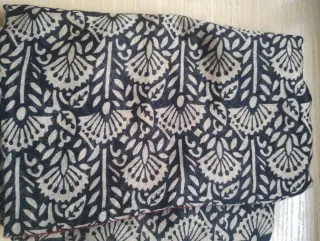 Lote 4 foulard con stampa