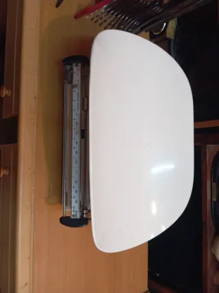 Báscula bebé vintage Sayol