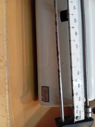 Báscula bebé vintage Sayol