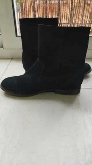 Botines piel serraje negros