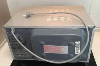 URGE!! Microondas LG plateado