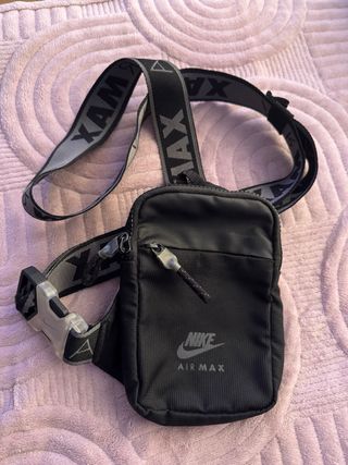 Riñonera Nike Air Max Negra