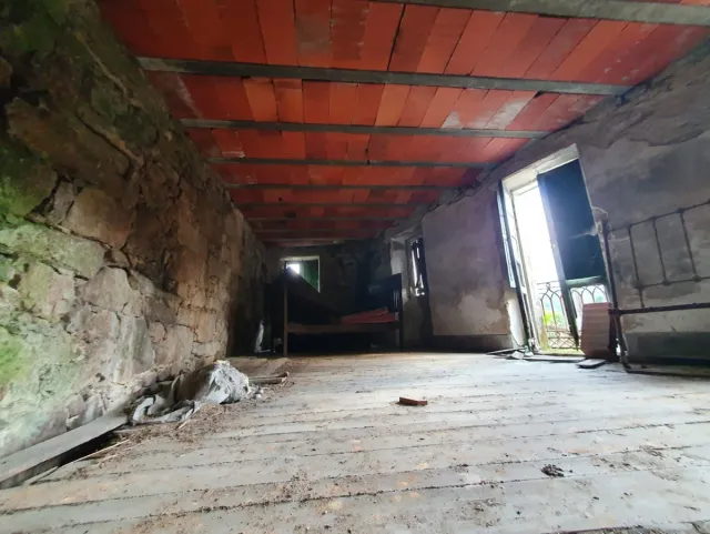 Casa de 2 plantas en cutian (cotobade)