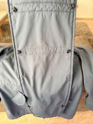 Abrigo premamá y porteo Wombat & Co azul