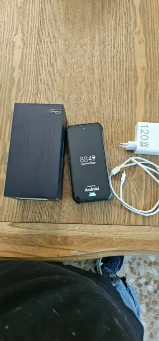 Ulefone Tank 3 Pro Antigolpes + Cargador