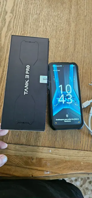Ulefone Tank 3 Pro Antigolpes + Cargador