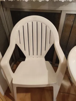 Conjunto mesa y 2 sillas jardín