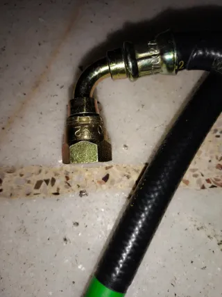 Tubería de alta presión de  gasolina Nueva