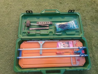 Maquina de cortar azulejos y solería