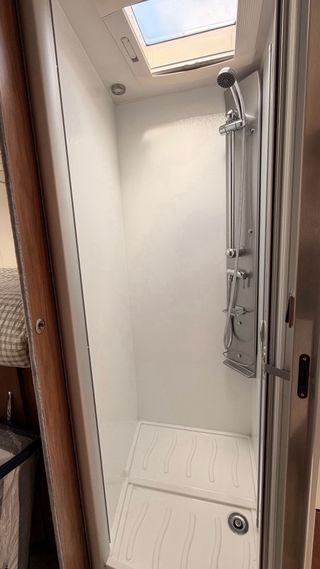 Autocaravana integral Pilote G740