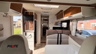 Autocaravana integral Pilote G740