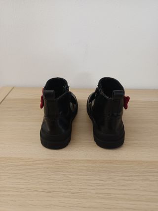 Botines niña número 23