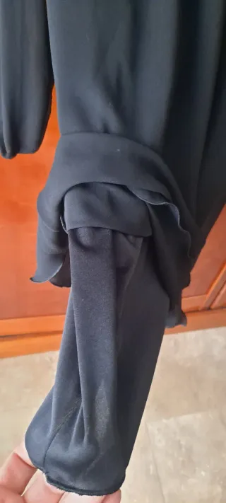 Vestido negro fluido