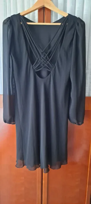 Vestido negro fluido