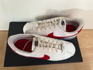 Zapatillas Nike Cortez Blancas y Rojas