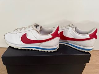 Zapatillas Nike Cortez Blancas y Rojas